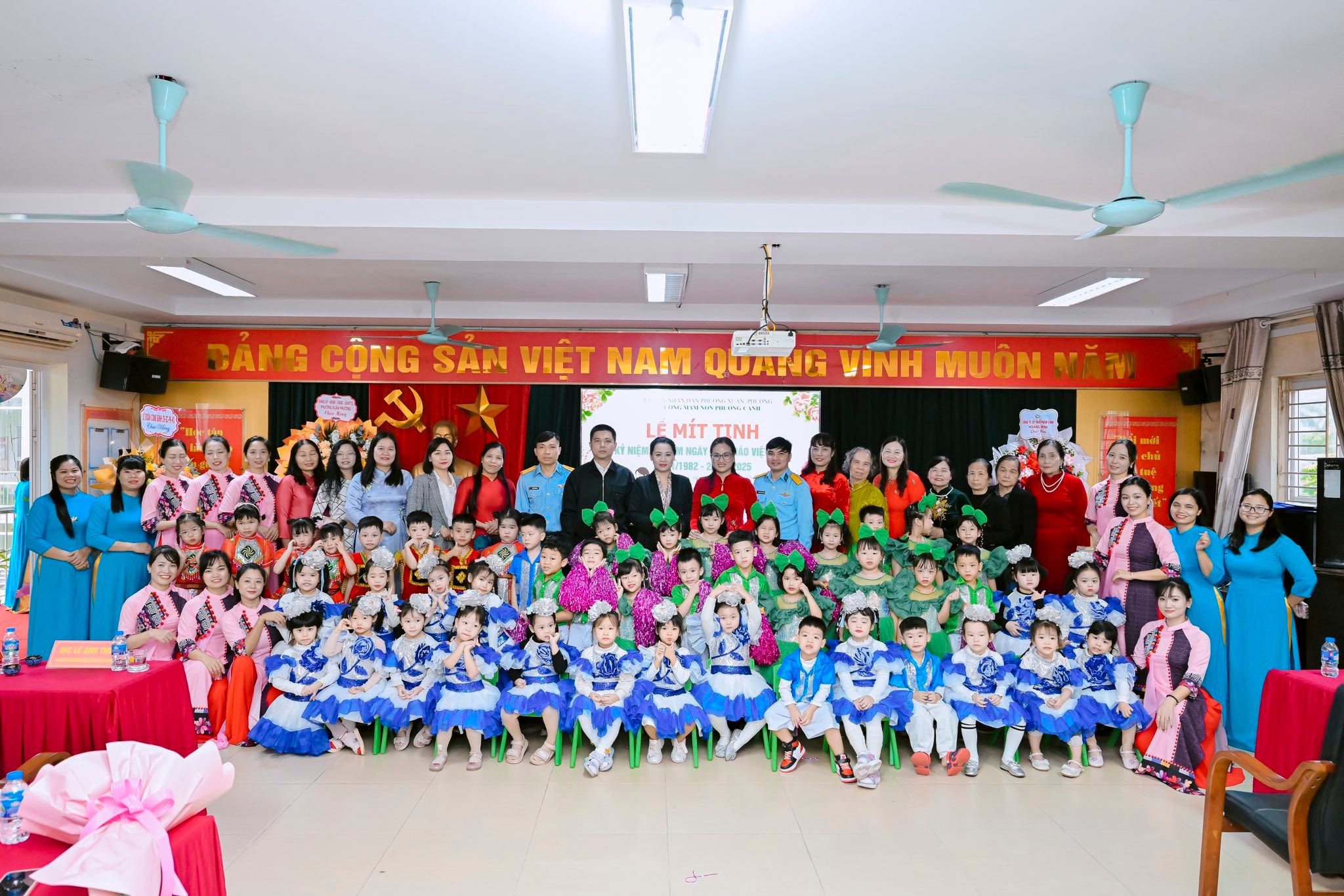 Chúc mừng Ngày nhà giáo Việt Nam